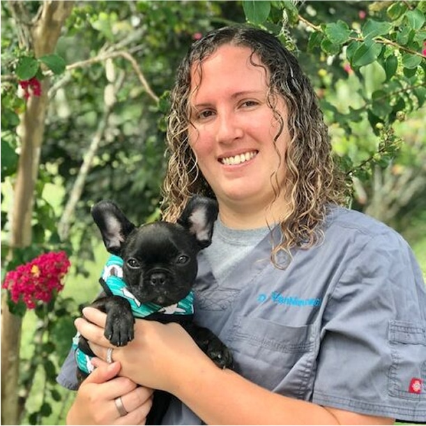 Cassandra Van Nieuwal, DVM, CVMA